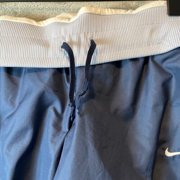 Vintage Nike 2000s Navy Nike Track Pants Y2k Size Small Athleisure Streetwear - Picture 3 of 7